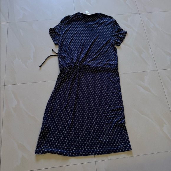 Women's H&M Polka Dot Printed Navy Flutter-Sleeve Dress Size M Spring Midi - Picture 15 of 16